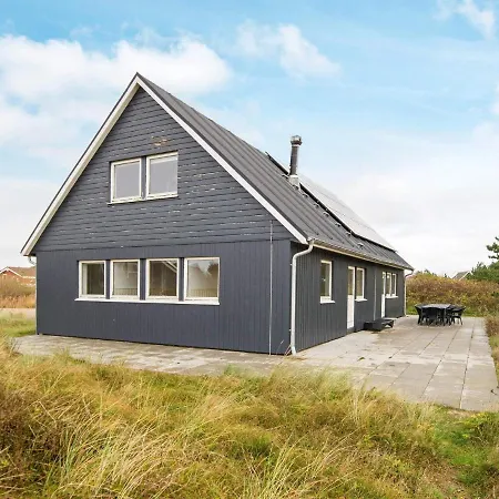 Five-bedroom Holiday In Rømø 1
